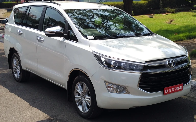 Toyota Innova Crysta Kashmir Cab